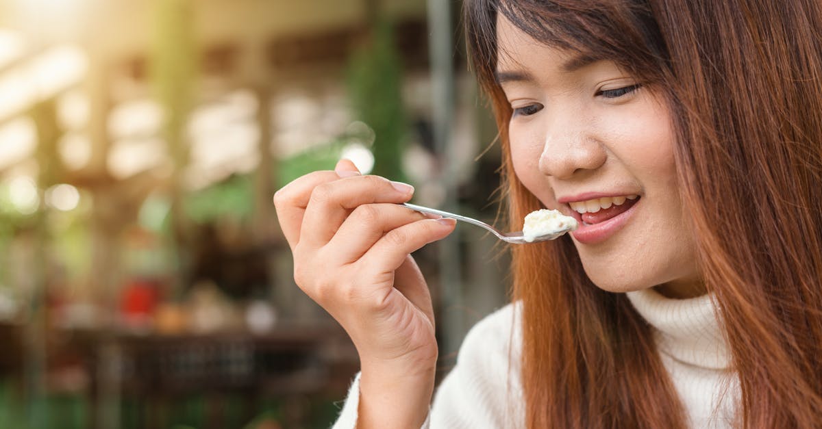 découvrez les bienfaits du yaourt : un aliment sain et versatile, riche en probiotiques, parfait pour vos petits déjeuners, collations ou recettes gourmandes.